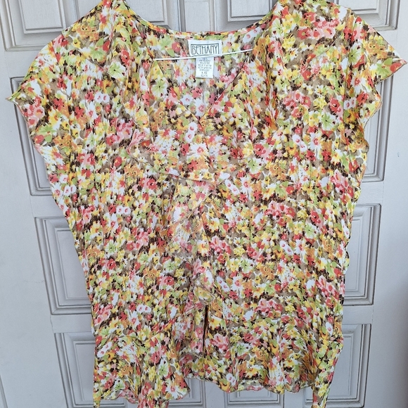 Bethany Blouse SzL V Neck Polyester Ruffle Front Flutter Sleeve Yellow MiniPrint - Picture 8 of 9